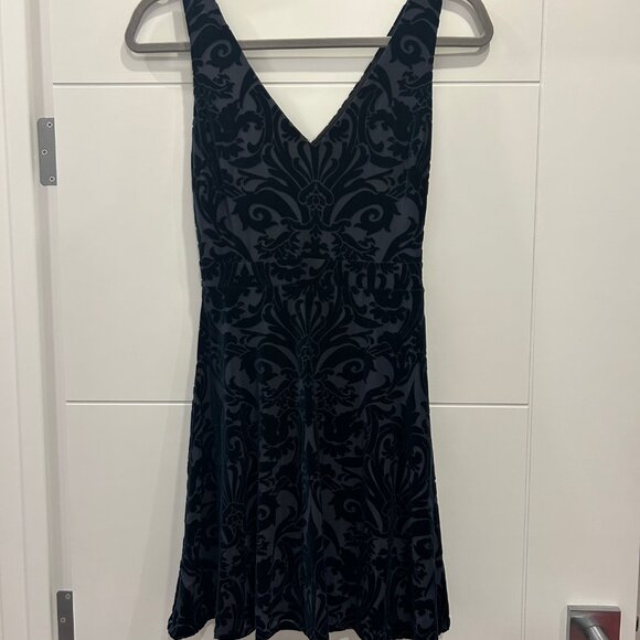 Design Lab Dress - Picture 2 of 3